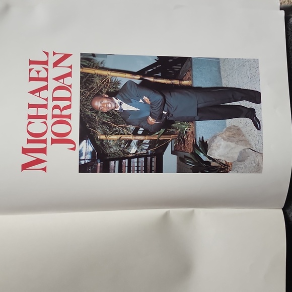 Autographed Micheal Jordan  by Jack clary - Picture 5 of 8